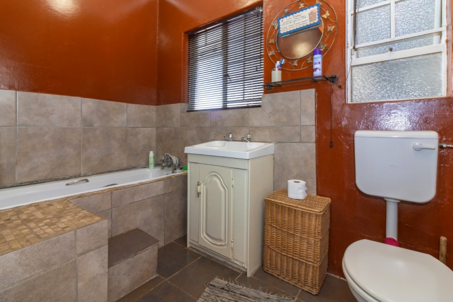 3 Bedroom Property for Sale in Uitsig Free State